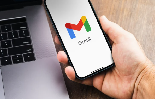 تحذير عاجل لمستخدمي Gmail ..  احتيال جديد عبر الرسائل النصية يسرق الحسابات