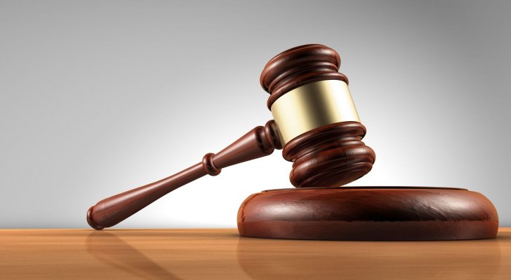الحكم بإعدام شخص قتل والده بإطلاق النار عليه بواسطة بندقية صيد 