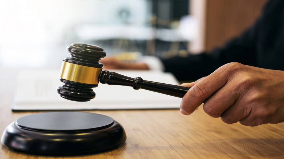 توقيف قاصرين تسببا بحرق طالب في مدرسة بالرصيفة في دار تربية الأحداث