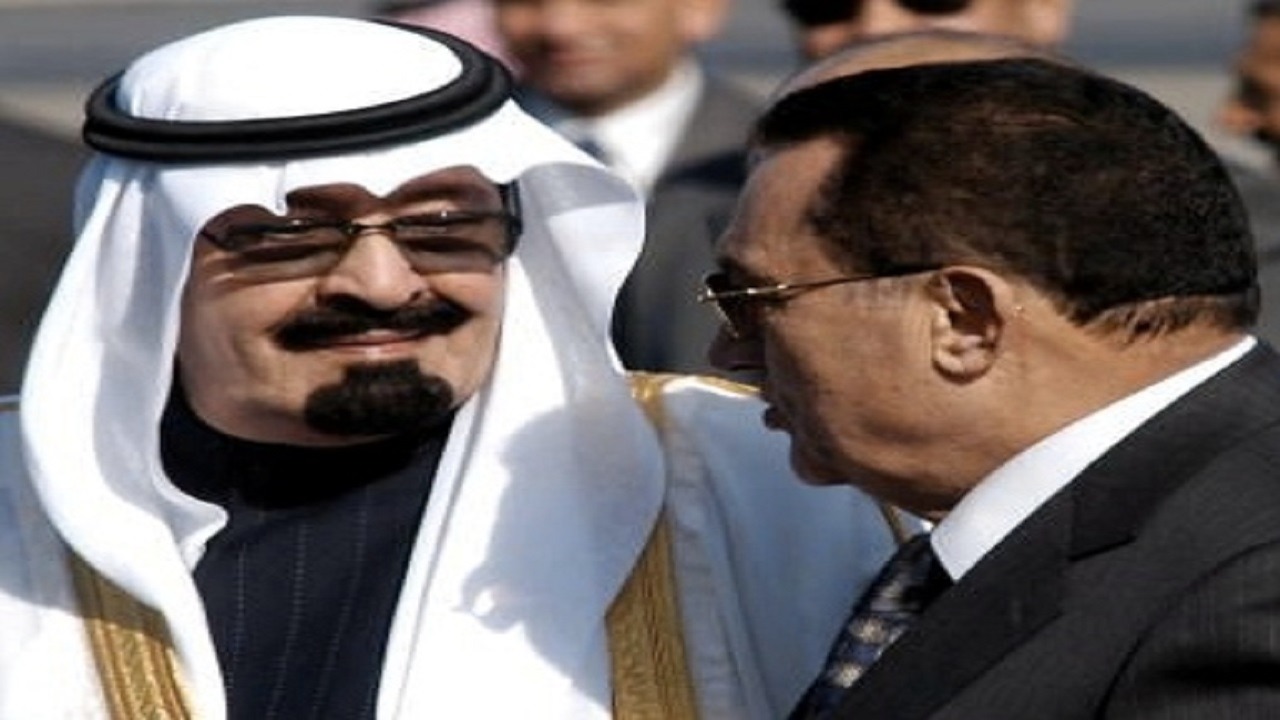 شاهد  ..  نجل مبارك يحيى ذكرى رحيل الملك عبدالله