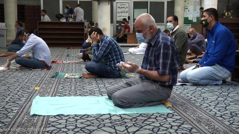  الخلايلة يعمم على جميع المساجد بشأن الصلاة