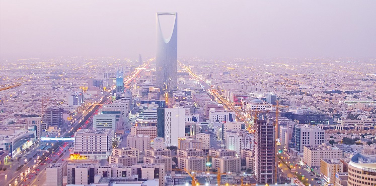 ما حجم إنفاق الأسرة السعودية؟ ..  المفاجأة أن الغذاء والمشروبات في آخر القائمة