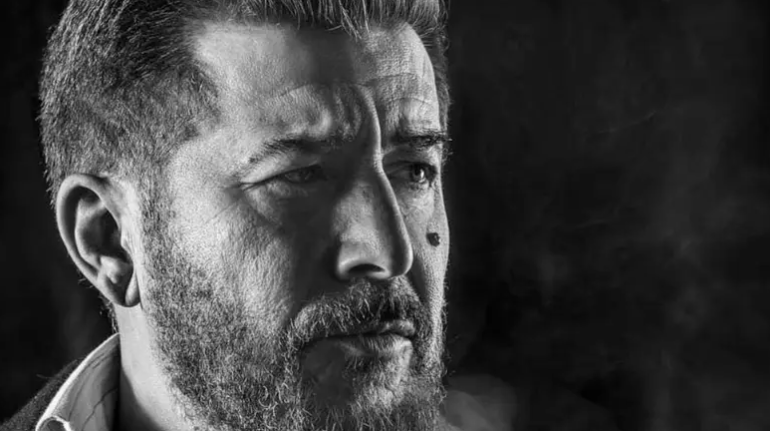 عابد فهد يوضح موقفه ..  "لم أطالب بعودة نظام الأسد"