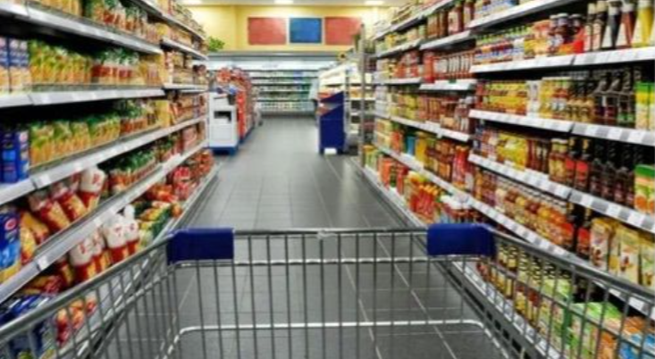 دعم حكومي بـ2.5 مليون دينار لتعزيز مخزون “الاستهلاكية المدنية” وضبط أسعار السلع الأساسية