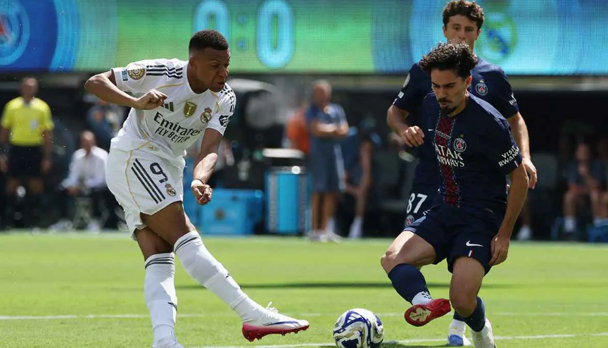 رد قاطع ..  موقف باريس سان جيرمان من رحيل فيتينيا وجواو نيفيز لريال مدريد