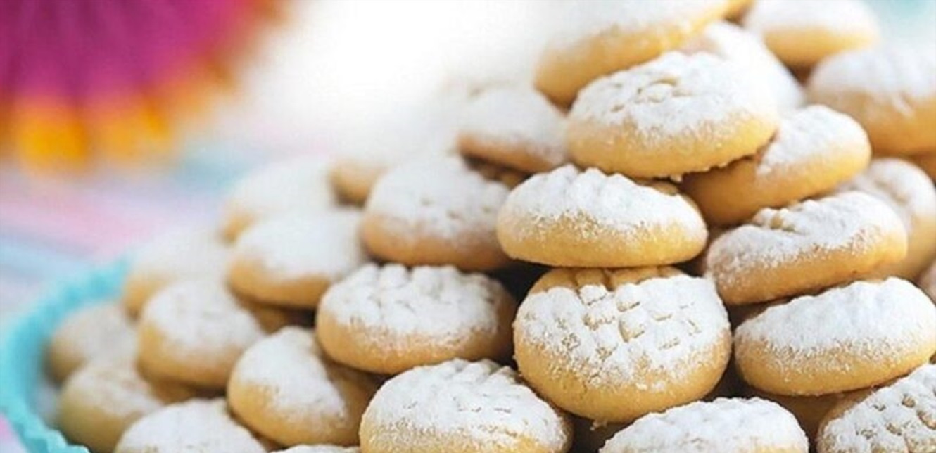 نصائح ذهبية لتناول كعك العيد بذكاء ودون قلق