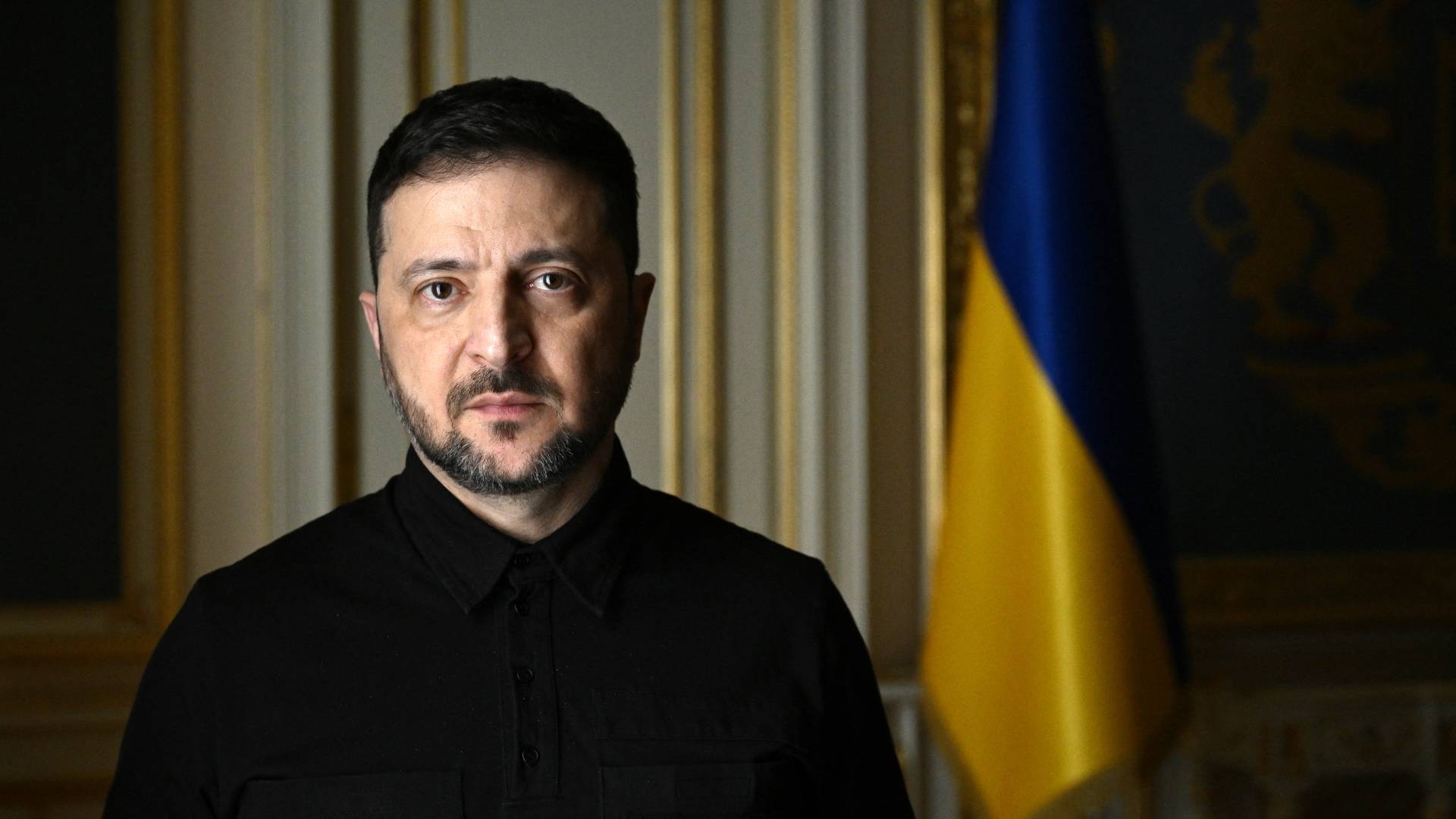 زيلينسكي لـ "فرانس برس": استعدنا 300 كم² وأوكرانيا "لا تخسر الحرب"