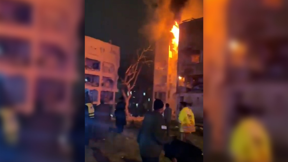 إصابة العشرات في مدينة عراد جنوبي "إسرائيل" إثر هجوم صاروخي إيراني