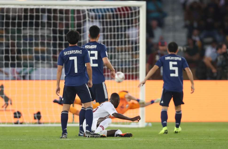 ماذا ترك المنتخب الياباني في غرفة الملابس عقب الهزيمة أمام قطر؟