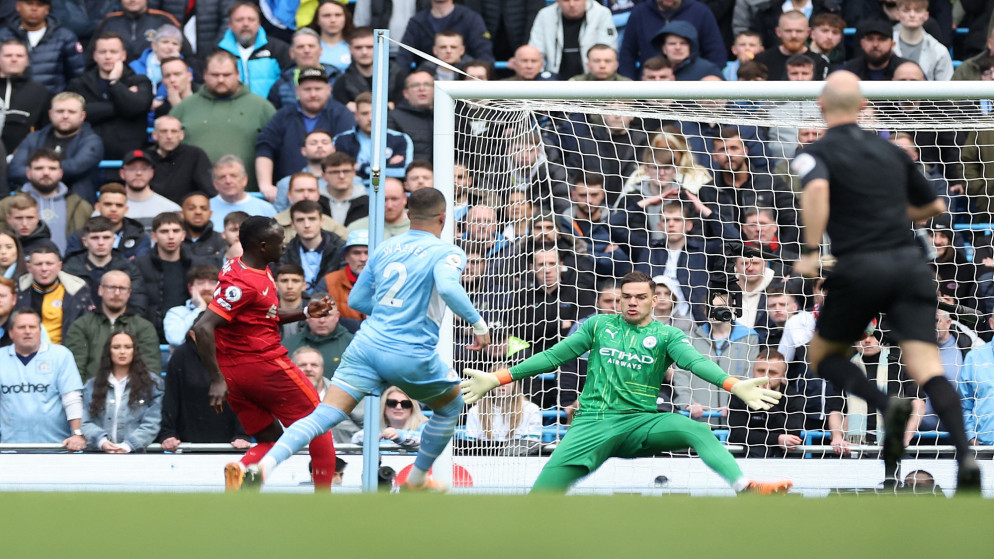 تعادل مانشستر سيتي وليفربول 2-2 في قمة ممتعة في الدوري الإنجليزي