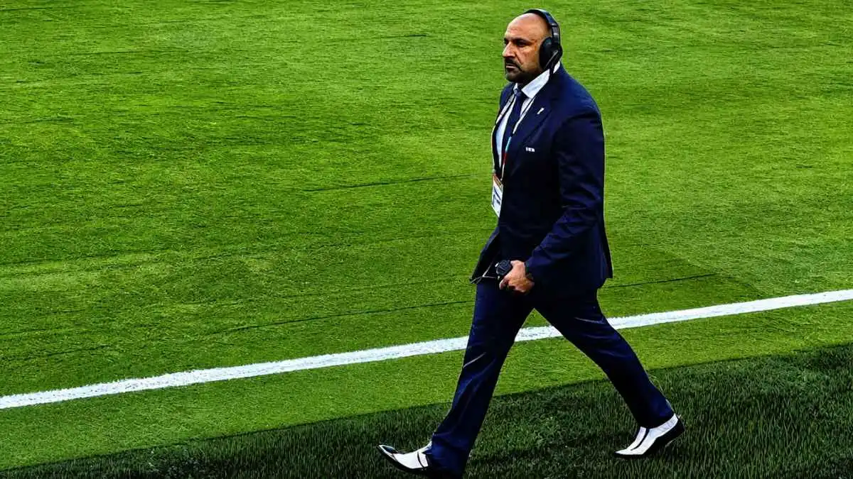 من هو المصري خالد نصار  ..  مدير نهائي كأس العالم؟