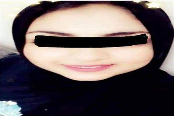 بالصور  ..  "كل شيء قسمة و نصيب" جملة شوهت وجه ندى  ..  خطيبها ألقى عليها "مية نار" بعد قرارها