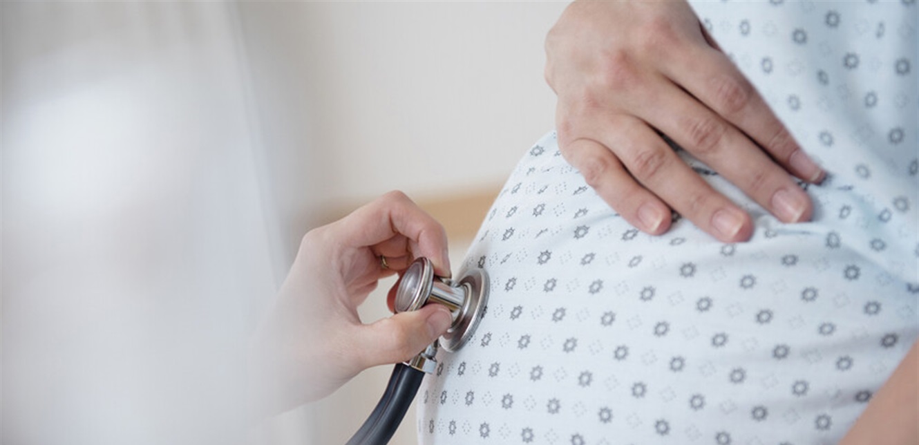 مشروبات يؤدي استهلاكها أثناء الحمل إلى خطر زيادة الوزن لدى الأطفال