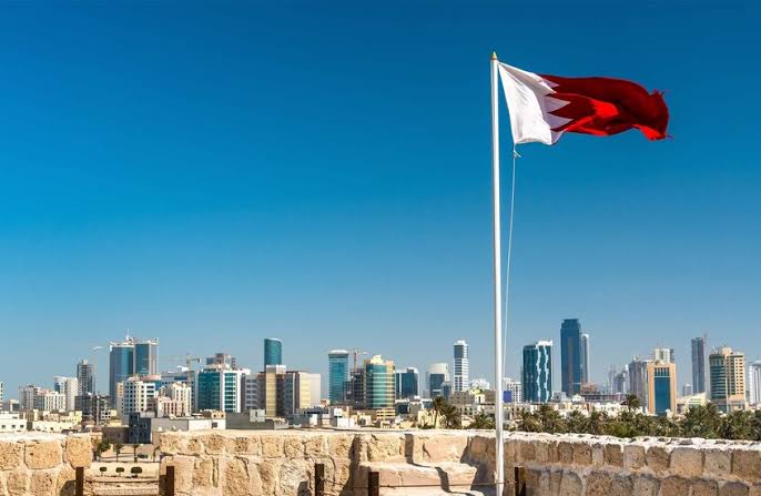 صفارات الإنذار تدوي في السعودية والبحرين  ..  وتحذيرات للسكان