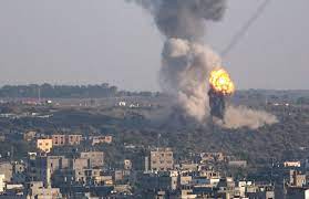 استشهاد شاب فلسطيني جراء القصف الإسرائيلي شرق غزة