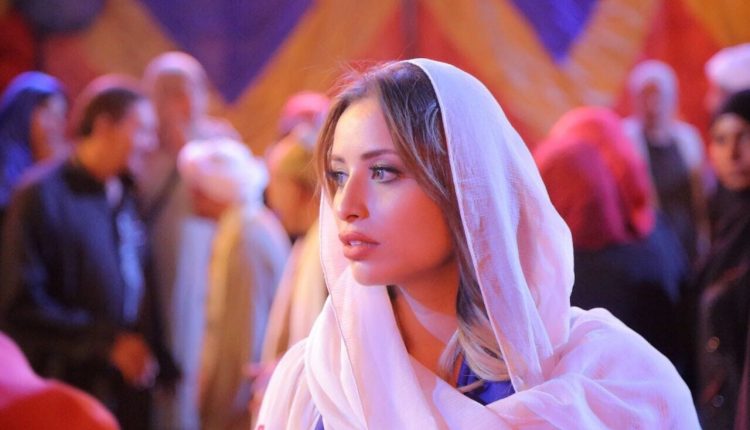 بالفيديو  ..  فنانة تونسية شهيرة: أقسم بالله أنا المهدي المنتظر وتثير جدلا واسعا  ..  "تفاصيل"