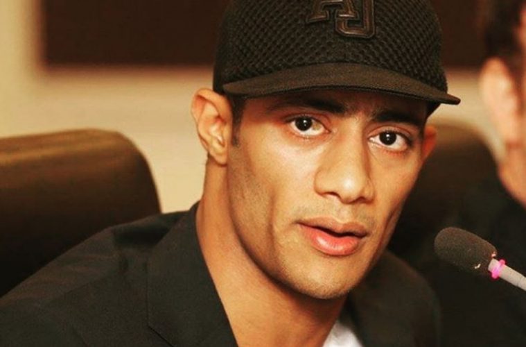 محمد رمضان يحذّر جمهوره من عاصفة شديدة