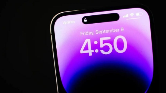 خاصية جديدة في شاشة آيفون 14 برو  ..  تعرف عليها