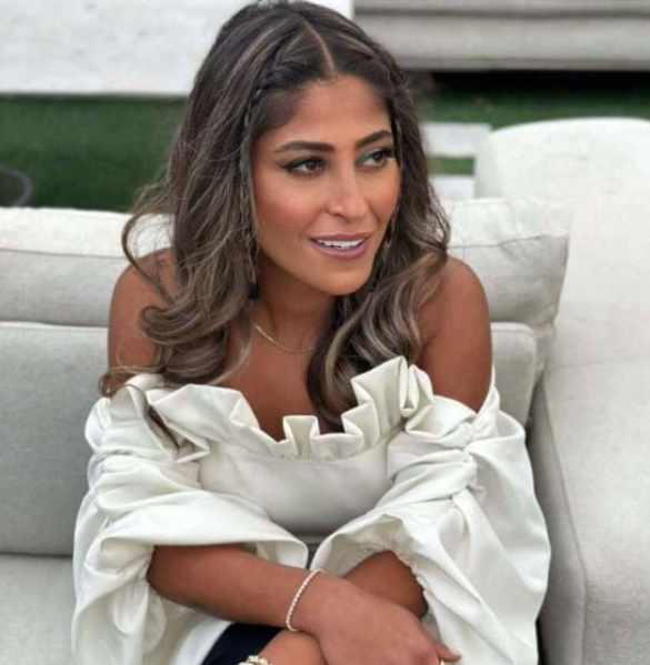 أحلام تتعهد بتزويج شجون الهاجري من كاتب خليجي