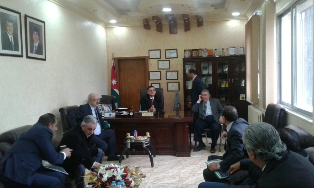 رئيس واعضاء لجنة الصحة النيابية يزور مستشفى معان الحكومي