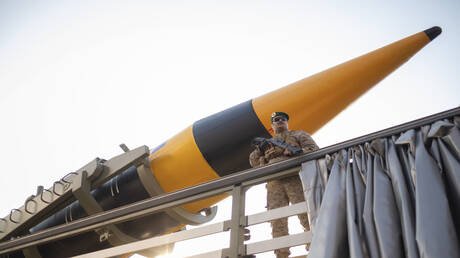 الحرس الثوري الإيراني يهدد: قريبا ..  جهزوا ملاجئكم