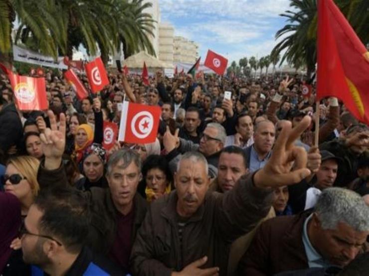 بالفيديو ..   سياسي يكشف 3 رسائل من إضراب اتحاد الشغل في تونس