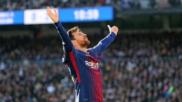 تقرير  ..  ميسي يطالب برشلونة بضمانات لتجديد عقده