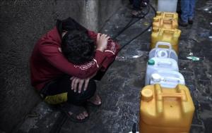 "حكومة غزة": المدينة تواجه كارثة بيئية جراء توقف جميع آبار المياه