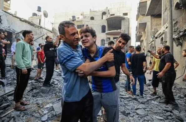 5 شهداء بقصف على شقة بمدينة غزة