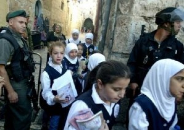 وزير التعليم الإسرائيلي يفرض تدريس العبرية في المدارس العربية في القدس 