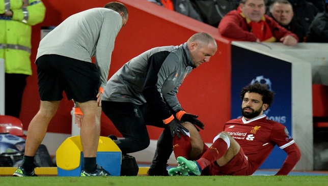  خروج محمد صلاح مصابا من نهائي الأبطال