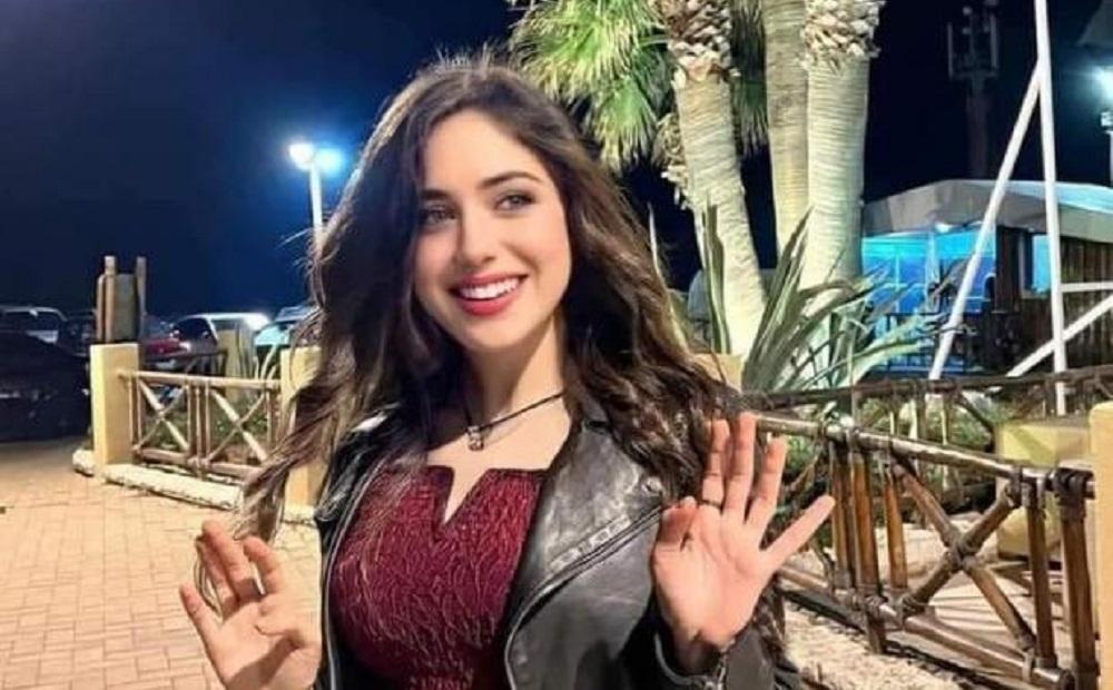 حقيقة مكة محمد ..  حسناء تشغل المصريين على مواقع التواصل!