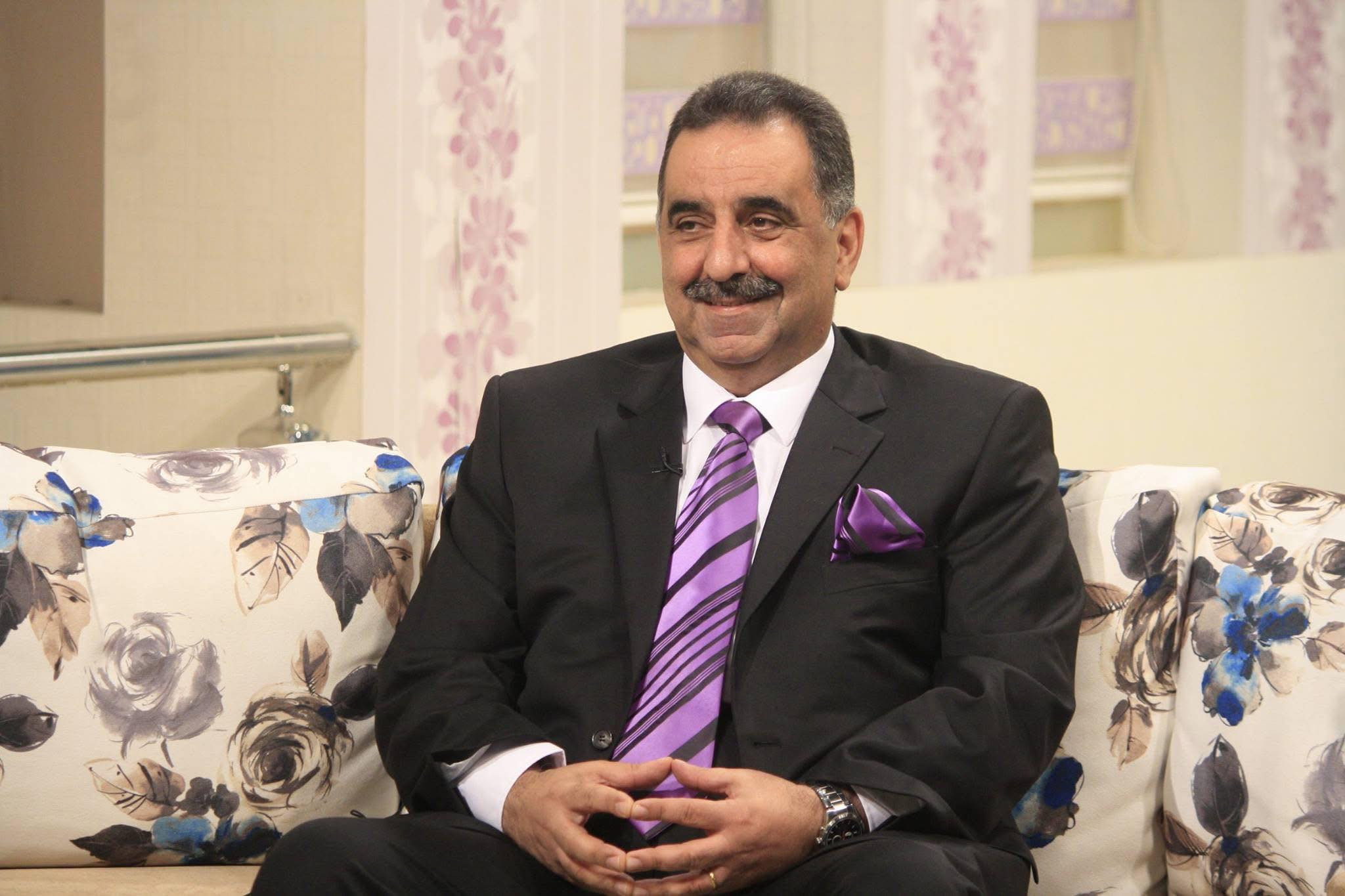 وفاة الطبيب كميل افرام أثناء عمله في مستشفى الجامعة 