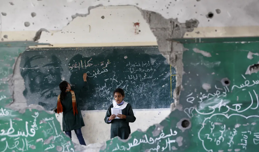 في يوم الطفل الفلسطيني: 19 ألف طفل شهيد… طفولة مسلوبة وإرادة تعليم لا تُكسر