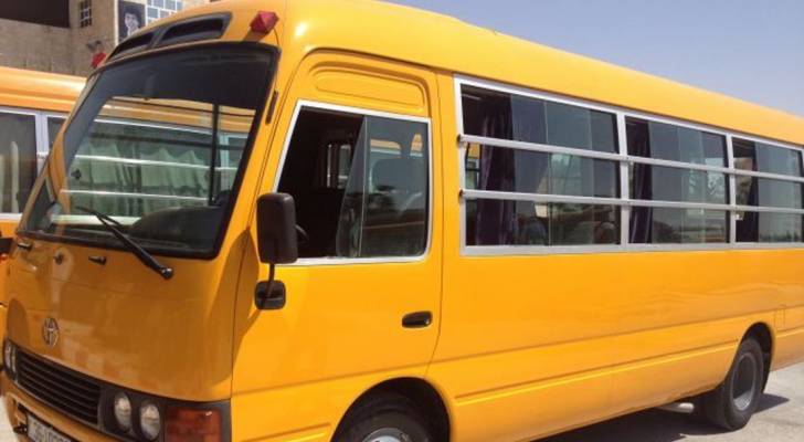 إصابة بليغة لطالب جراء دهسه بحافلة مدرسته  ..  تفاصيل 