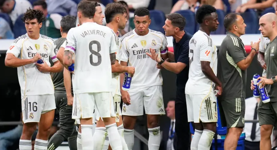 "كنت مدرباً في روضة أطفال" ..  ألونسو يتهم نجوم ريال مدريد بـ"إفشال" تجربته