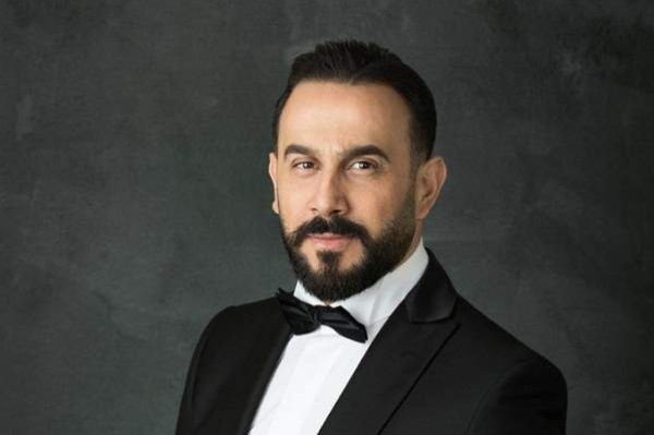 بالصور .. قصي خولي يكشف عن جمال والدته برسالة مؤثرة