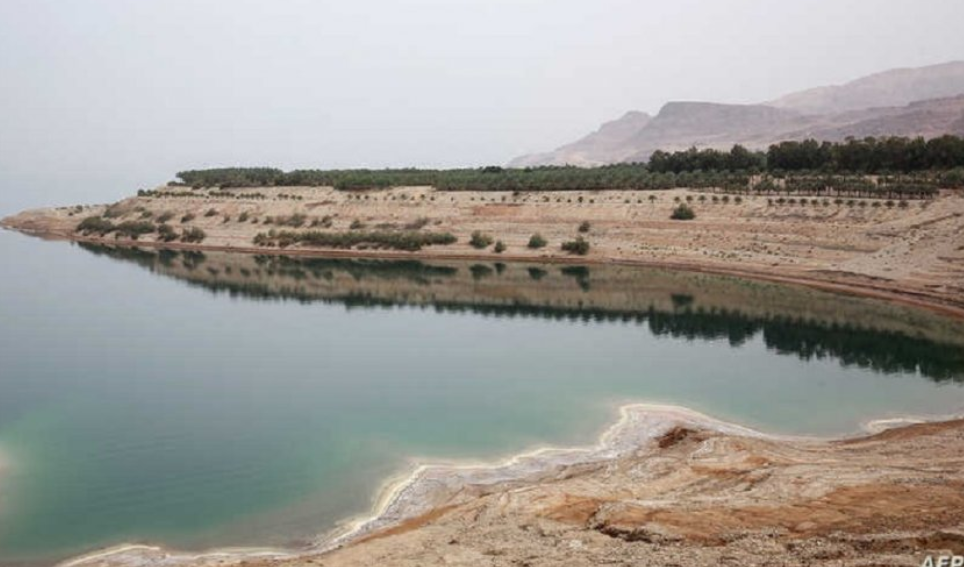 هذا ما يحدث لاكثر من نصف بحيرات العالم