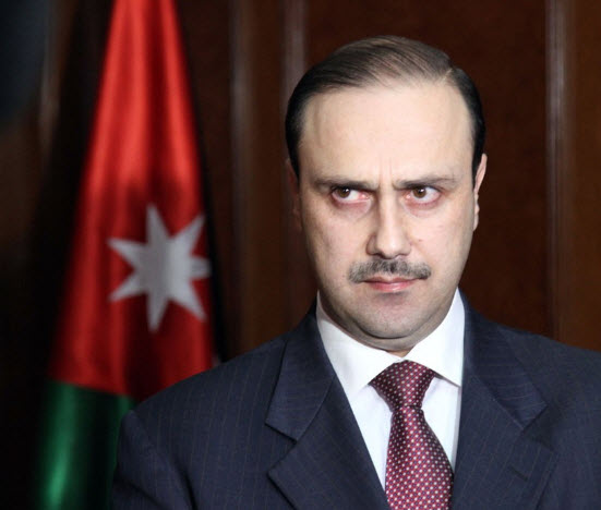 المومني: الأردن يواصل الضغط لإدخال المساعدات إلى غزة ..  وسنلاحق قانونيًا كل من يسيء للمملكة بشأن ملف المساعدات