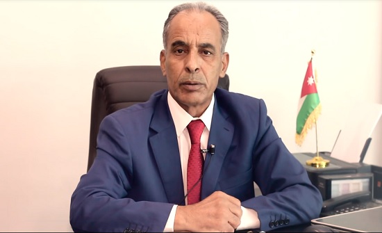 مقرر  قانونية النواب يرفض التعليق على تعديلات قانون هيئة مكافحة الفساد  بحجة "أنا عضو لجنة" 