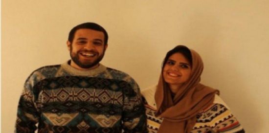 عاشقان يجمعان التبرعات عبر الإنترنت ليتزوجا
