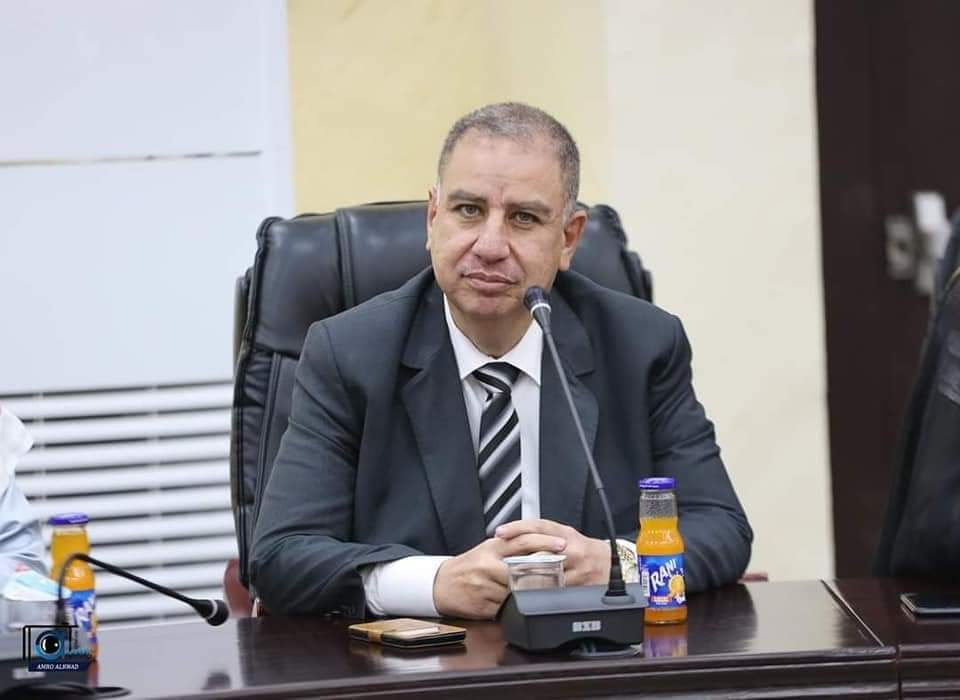 وصفي رجا صلاح يكتب: مجالس المحافظات ( اللامركزية ) ناجحة بامتياز  
