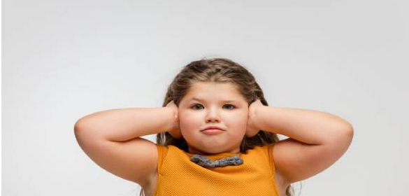 اكتشفوا معنا أسباب سمنة الأطفال ومضاعفاتها وكيفية التعامل معها بشكل صحي