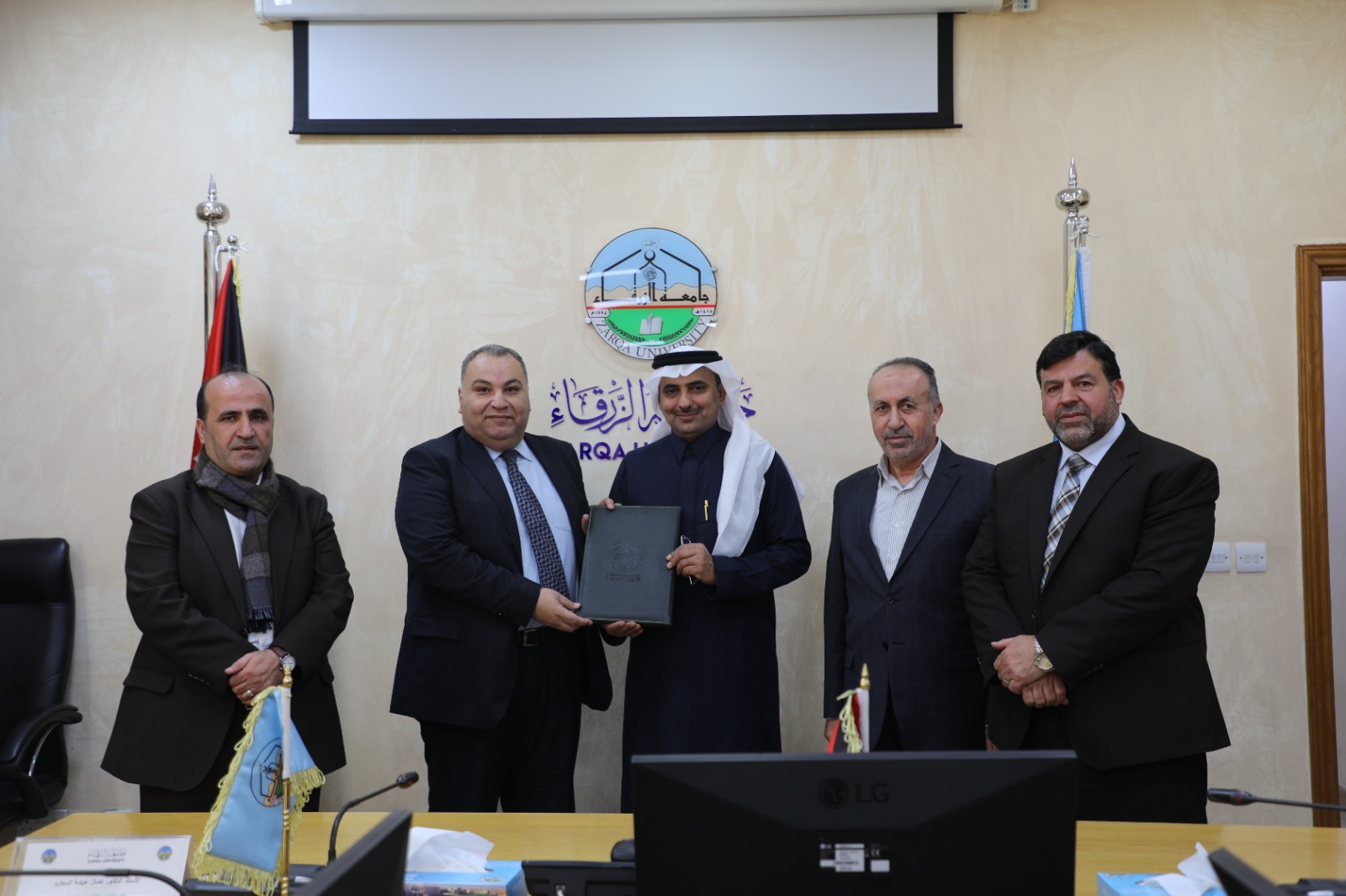 جامعة الزرقاء توقّع اتفاقية تعاون مع الجمعية العربية لعلم النفس الرياضي التطبيقي والعلوم المرتبطة