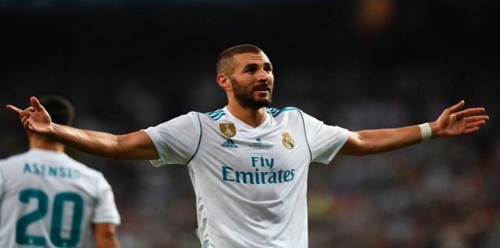 بنزيما يلحق بكريستيانو رونالدو إلى الدوري الإيطالي
