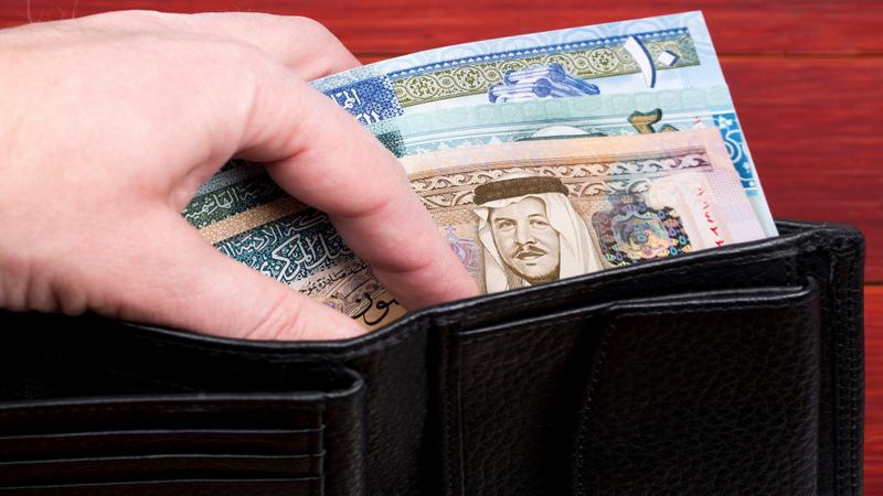 صرف مخصصات المعونات المالية الشهرية والدعم الموحد للأسر المنتفعة للشهر الحالي غدا