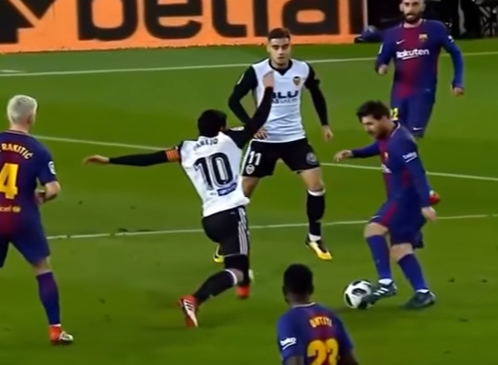 بالفيديو .. افضل المهارات والمراوغات 