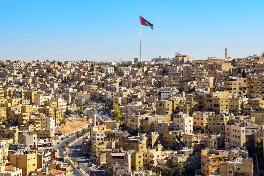 أجواء معتدلة حتى الاثنين وتوقع أمطار خفيفة شمالي المملكة الثلاثاء