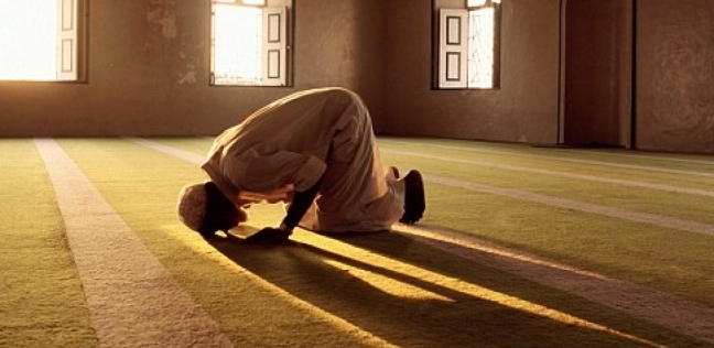 أريد الالتزام دينياً ولكني لا أعرف نقطة البداية ..  أرشدوني