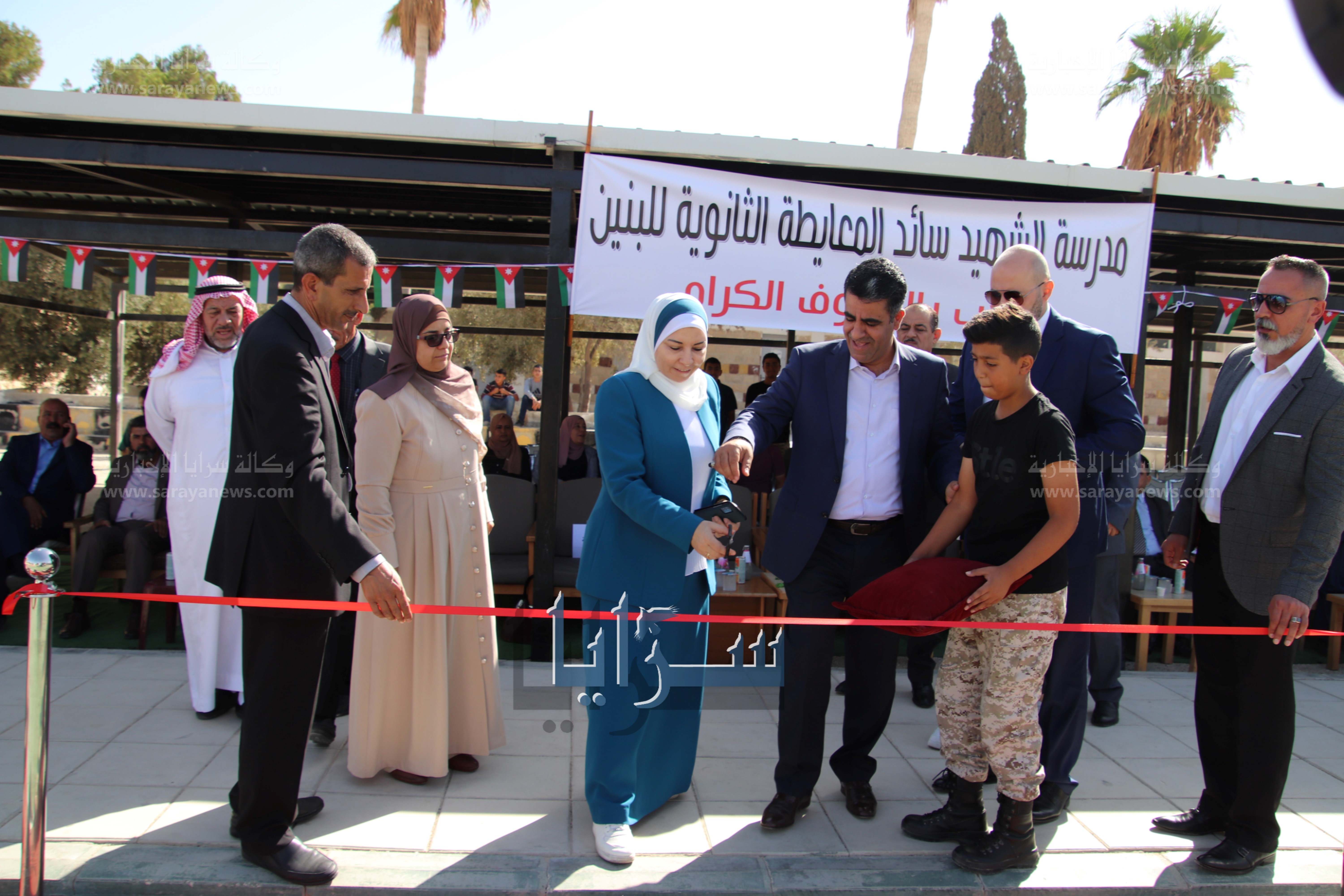بالفيديو والصور   ..  شركة أمنية تفتتح ملعبي مدرستين في محافظة الكرك بعد إعادة تأهيلهما ضمن مبادرة فرصة